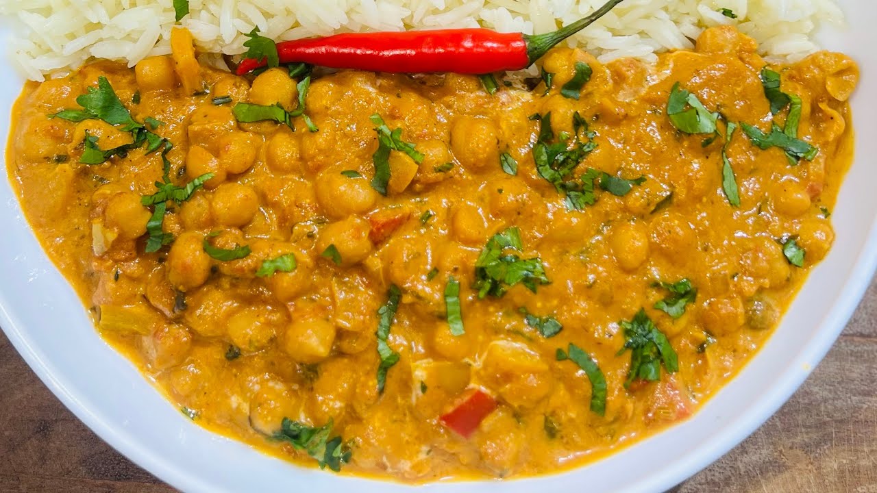 How to make creamy chickpea curry from scratch #chanamasala