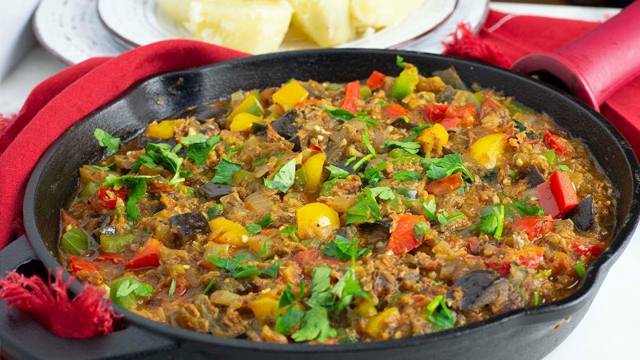 Bell Peppers, Tomatoes and Eggplant Stew ! background