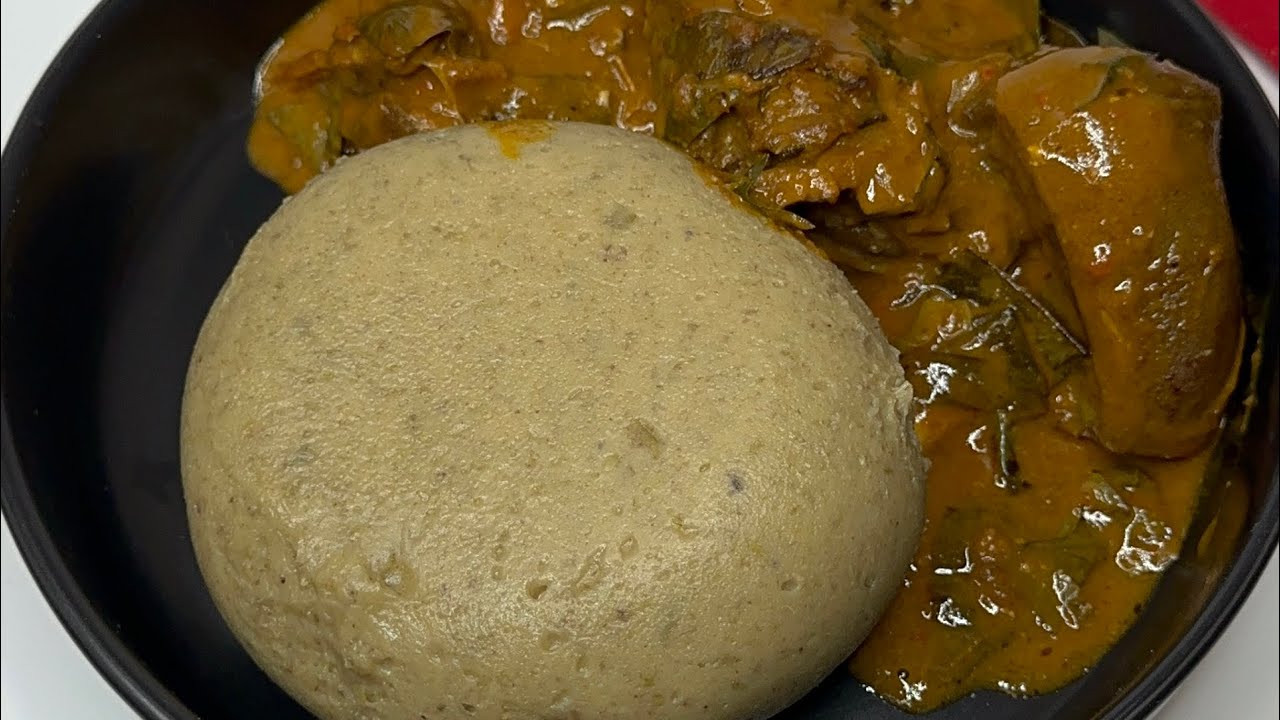 Another interesting way to make plantain fufu. A must watch background