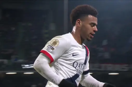 [Goal] Too easy! Doue surges through the field unmarked and fires home