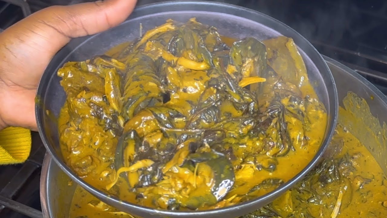 How to cook rich bitter leaf soup like a pro ! Anambra style ofe onugbu . backdrop