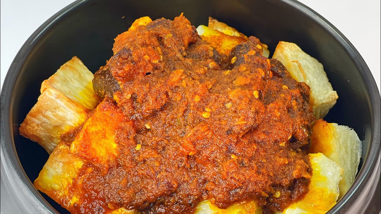 THE BEST SAUCE ON YOUTUBE | OmoyeCooks SPECIAL background