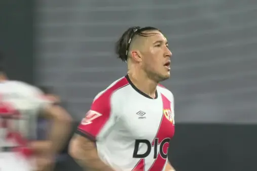 [Highlights] Poor preparation! Palazon heads wide from unmarked position at the far post