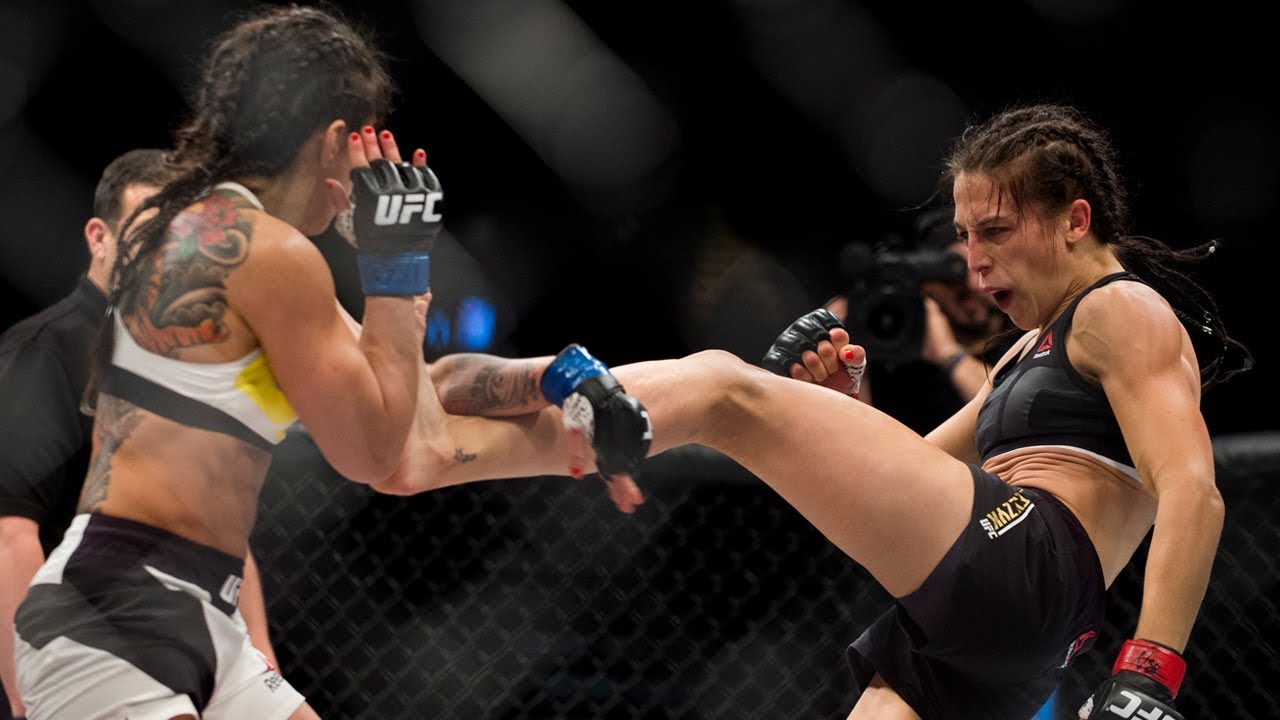 Free Fight: Joanna Jedrzejczyk vs Claudia Gadelha 2 | TUF 23 Finale, 2016 background