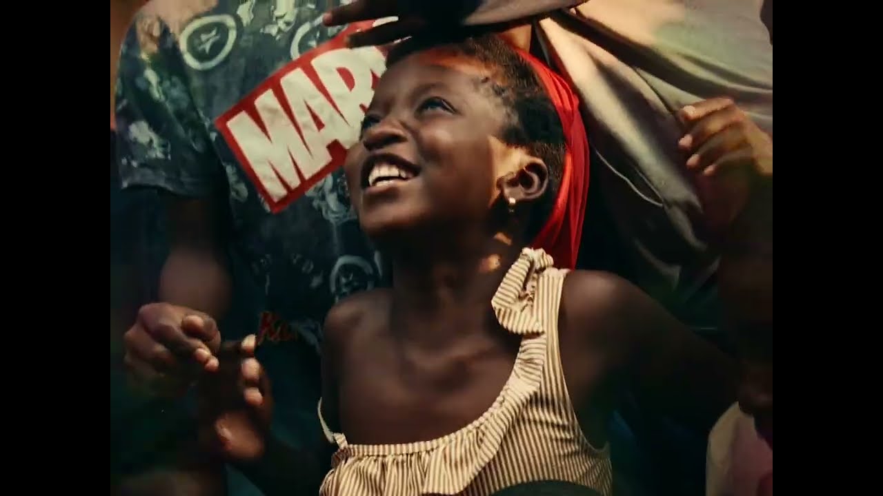 AMEKA ZRAI X @loiseaurare8g -LA SANTÉ (OFFICIAL MUSIC VIDÉO ) background