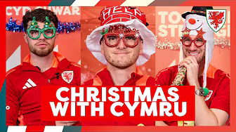 Christmas With Cymru! 🎅 Neco, Meps and Brooks Swap Crackers, Jokes & Festive Secrets!