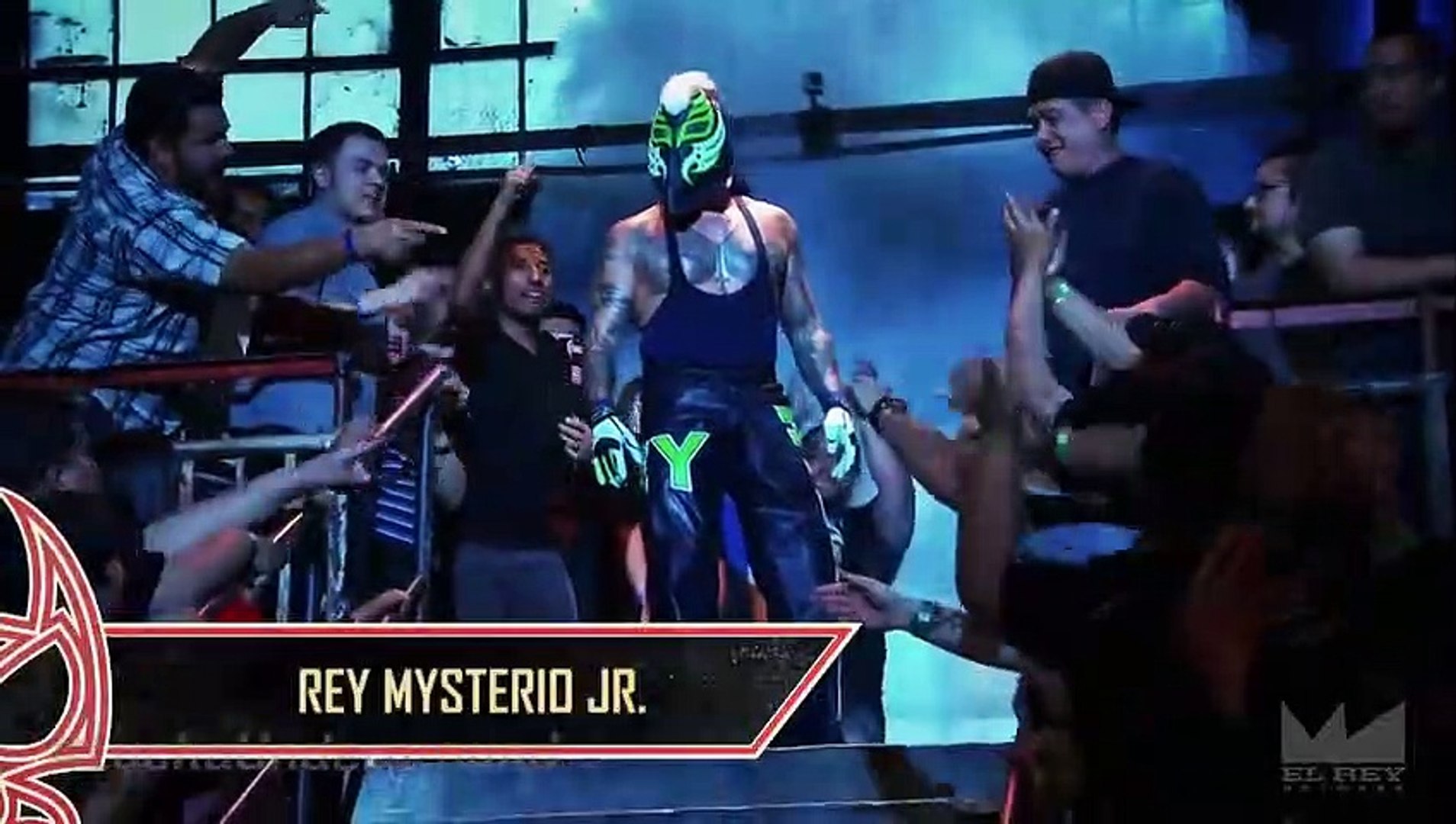 Rey Mysterio Vs. Pentagon Dark - Lucha Underground background