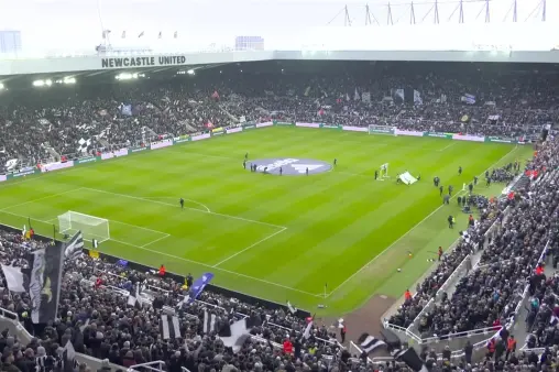 [Highlights] Terry is quite thoughtful! Zhan Jun: Pay attention to the slope of the South Stand when choosing sides