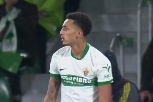 [Highlights] Bigas' low left-wing cross, Rodriguez meets it at the far post and fires over