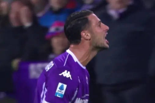 [Goal] First blood! Mandragora's low free-kick blasts into the net