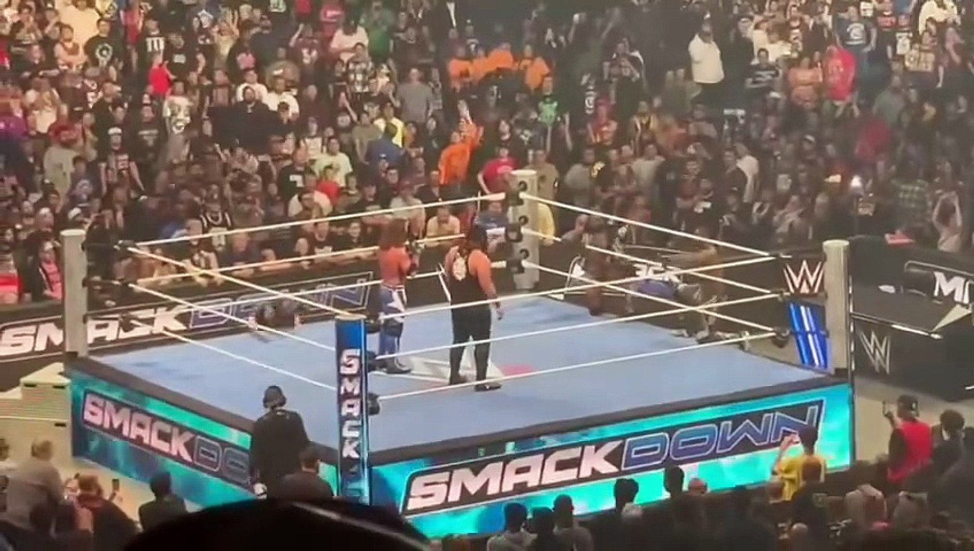 Aj Styles & Jacob Fatu vs The New Day Dark Match - WWE Smackdown 9/5/2025 background
