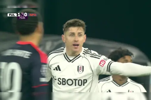 [Highlights] Similar long shot! Fulham counterattack, Cairney's long-range effort wide