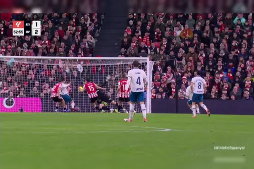 [Goal] Dolan repeats his cross to create danger, Milla's follow-up thunderous shot finds the net