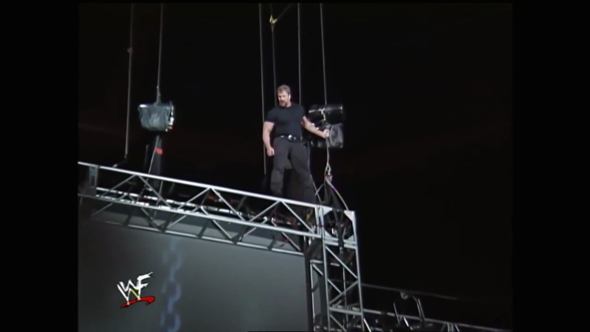 WWF RAW: November 16, 1998 background