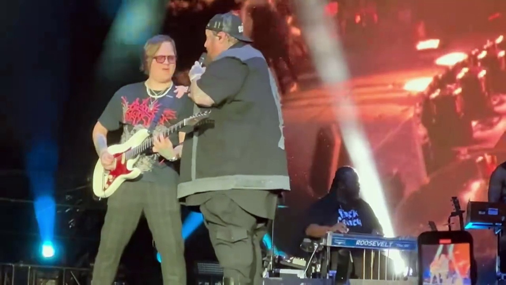 Jelly Roll Concert - Welcome to Rockville 2024 (Full Set) background