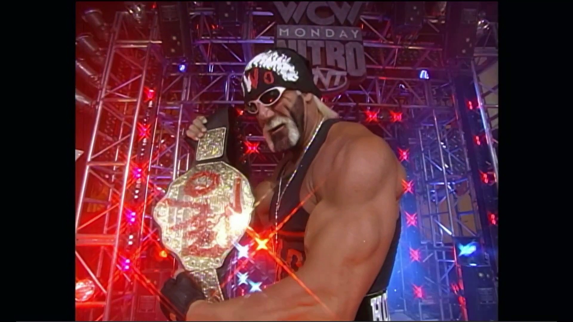 Hulk Hogan promo on Ric Flair background