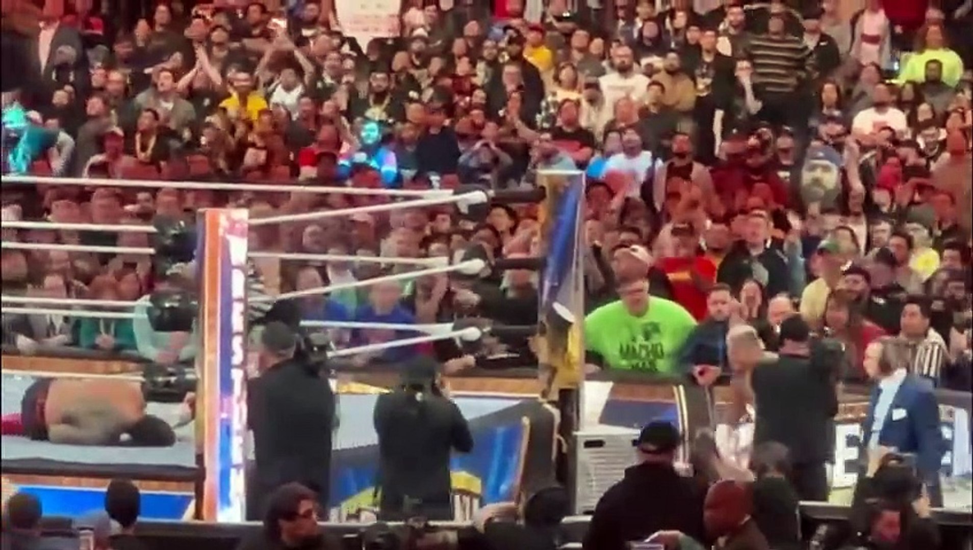 Roman Reigns vs Cody Rhodes - WWE Wrestlemania FULL MATCH