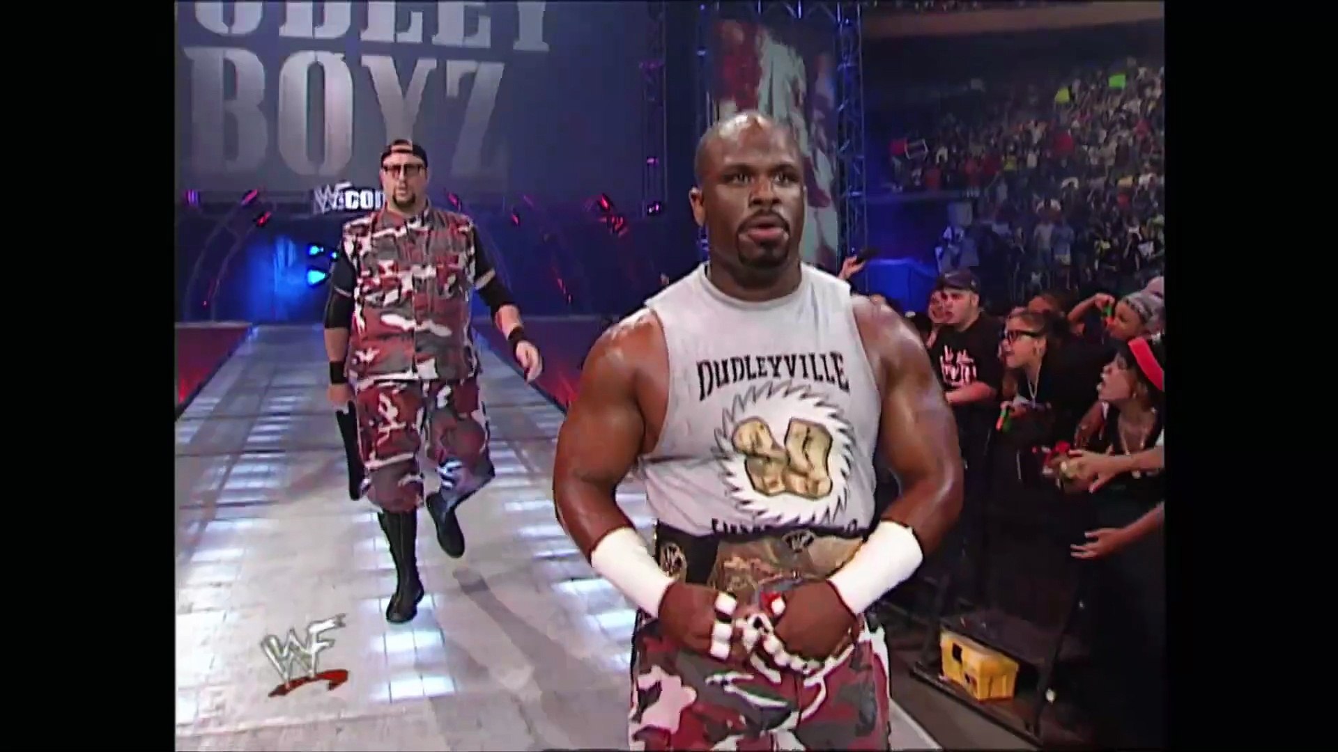 WWE Raw 2001 Episode 26 background