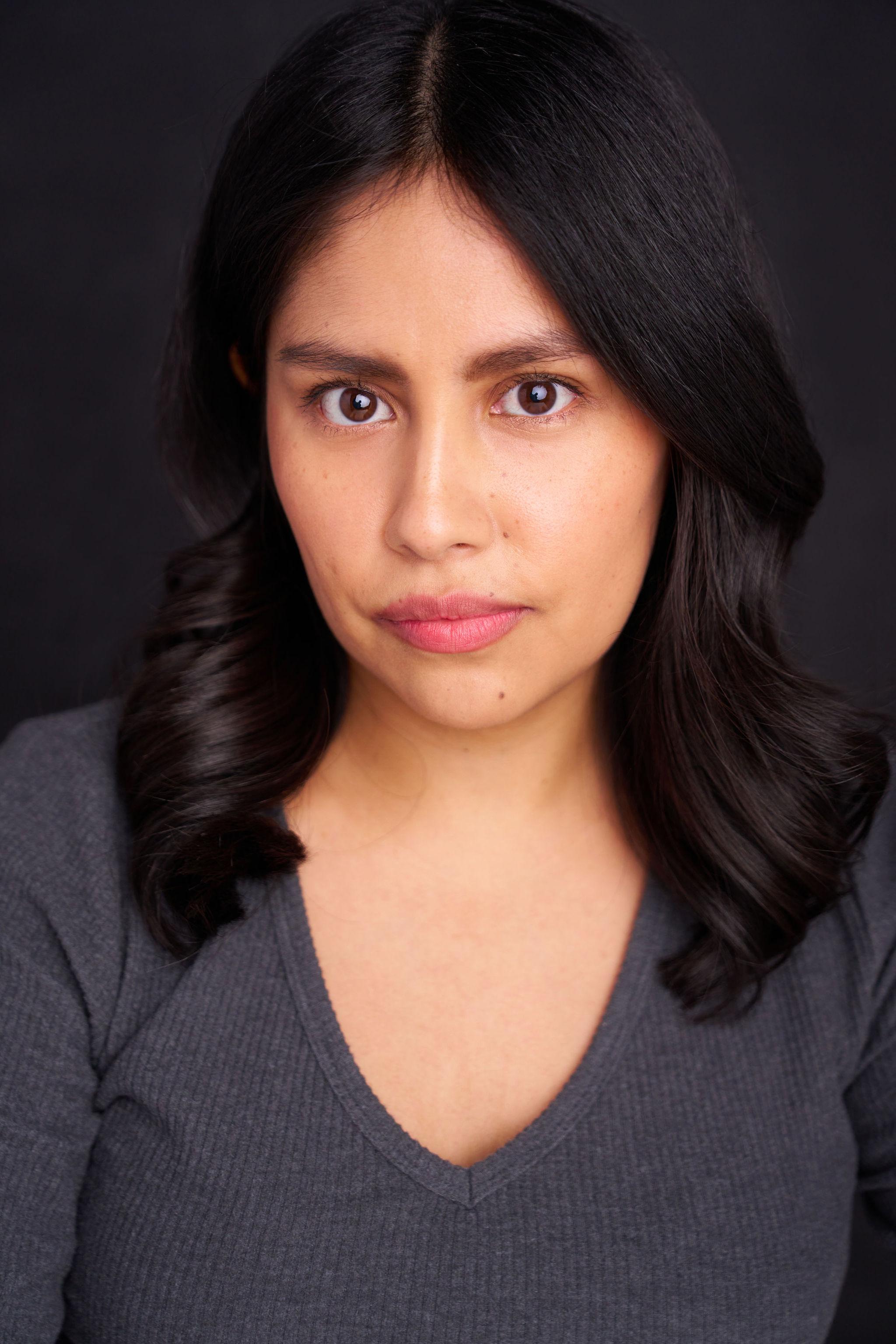 actor Jennifer Esquivel large photo