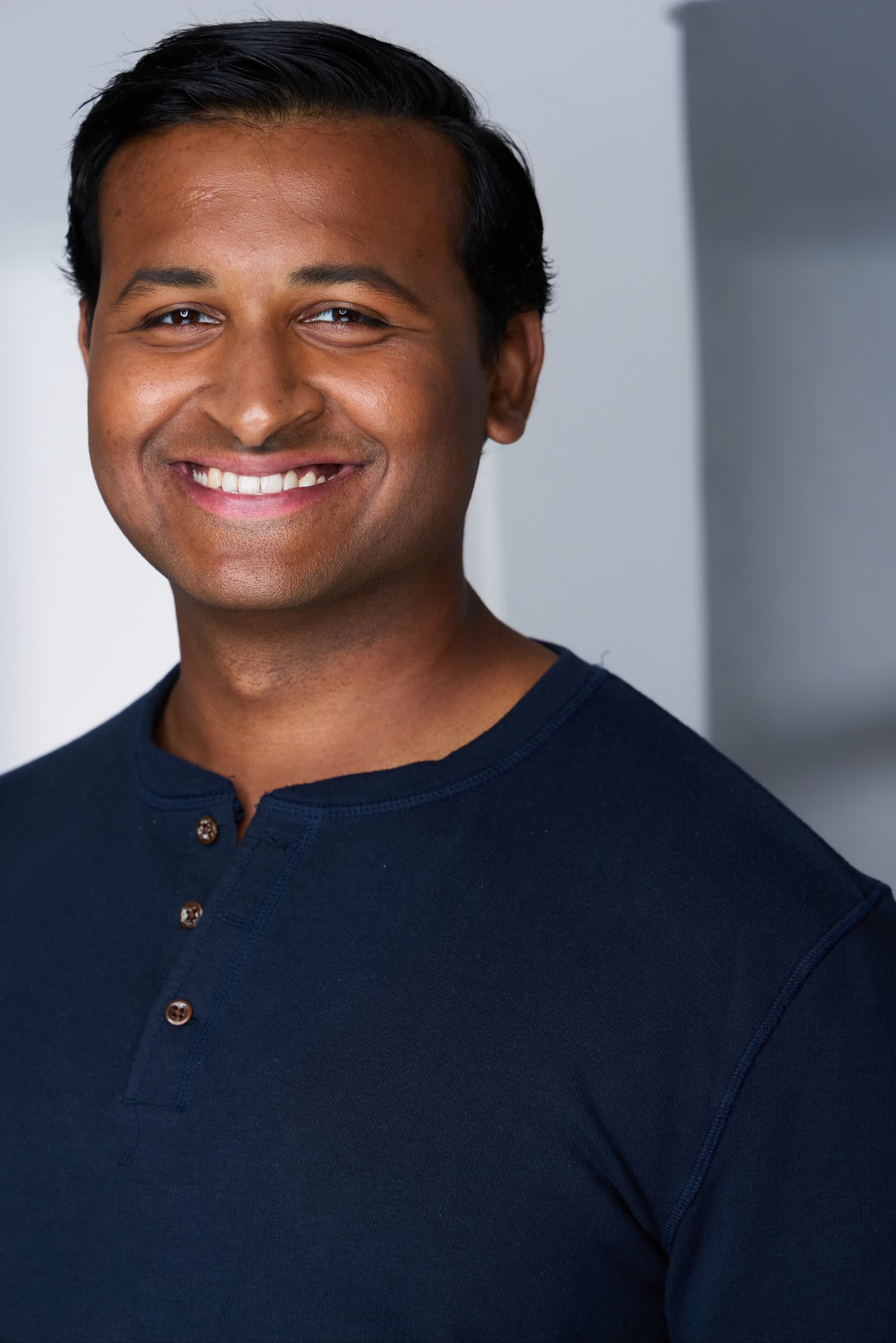 actor Charles Andrews large photo