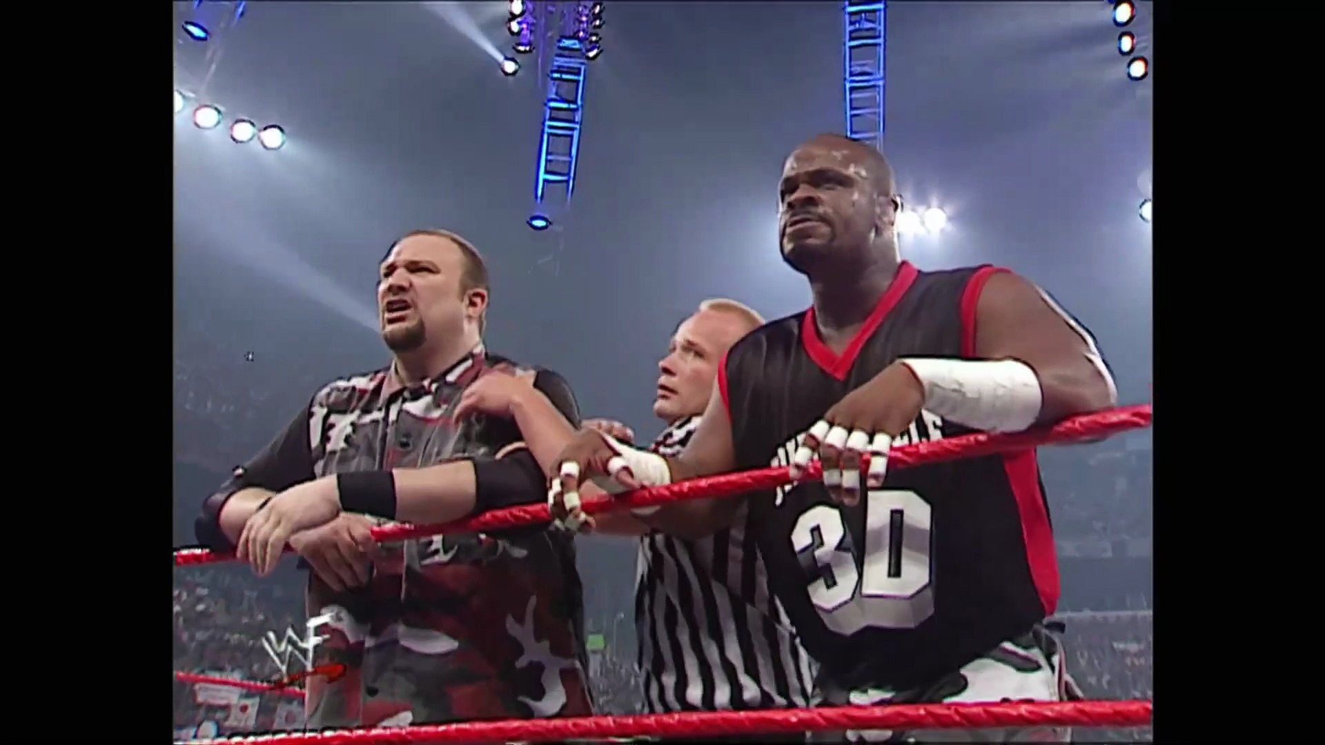 WWE Raw 2001 Episode 36 backdrop