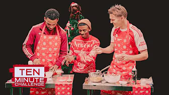 FESTIVE CHEESECAKE 🎄🍰 | Timber & Odegaard compete in the kitchen | 10 minute challenge