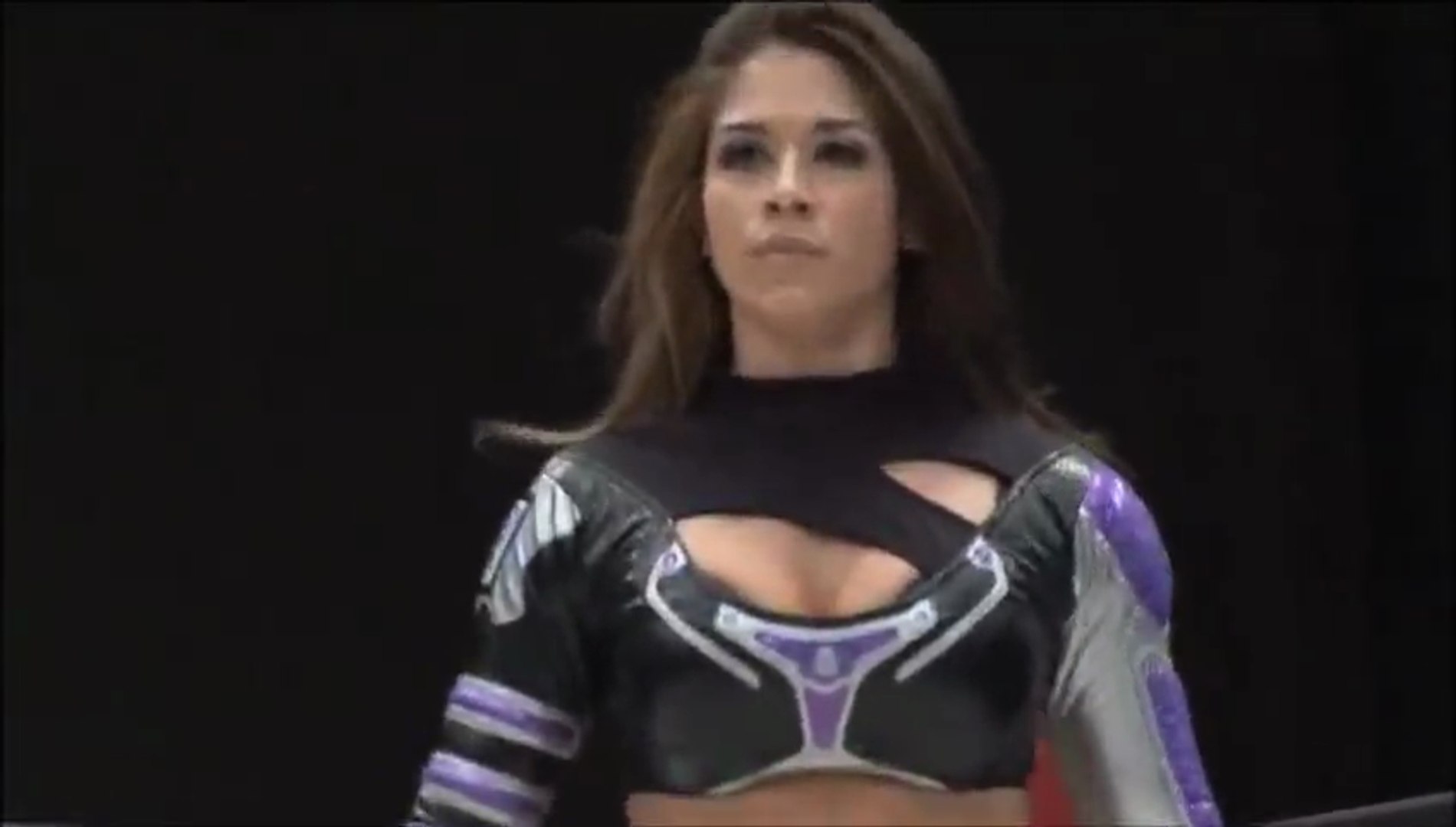 Dark Angel Sarah Stock vs Japanese Girl Yu.hi (2013) Womens Pro Wrestling background