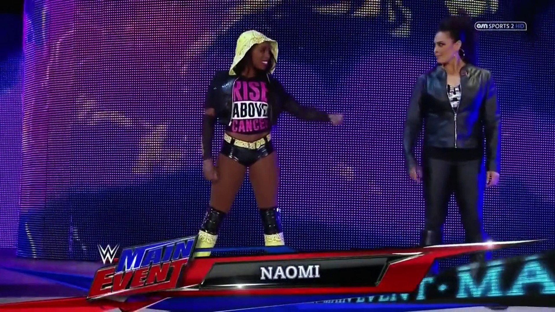Paige vs Naomi