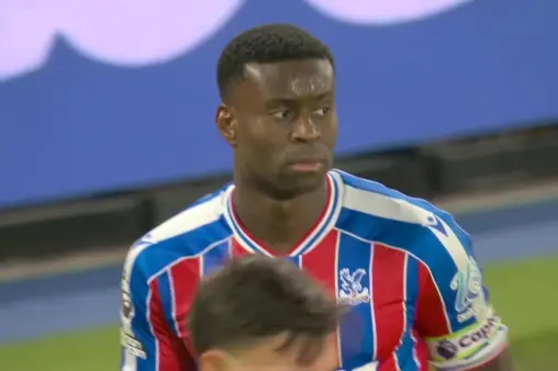 [Highlights] Gueye heads the ball from a corner,遗憾高出门梁