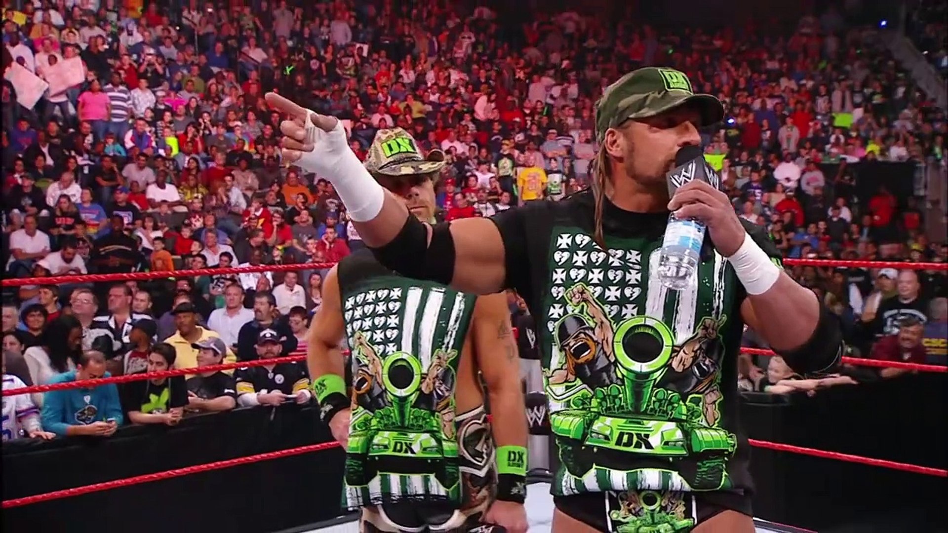 WWE RAW 19 OCTOBER 2009 FULL SHOW HD background