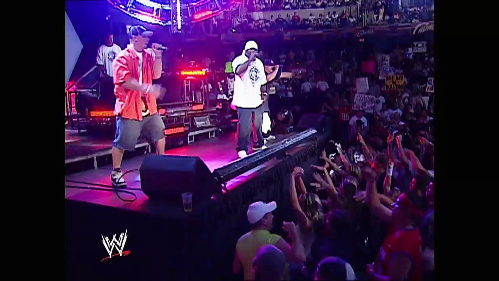 WWE RAW 25 JULY 2005 FULL SHOWW background