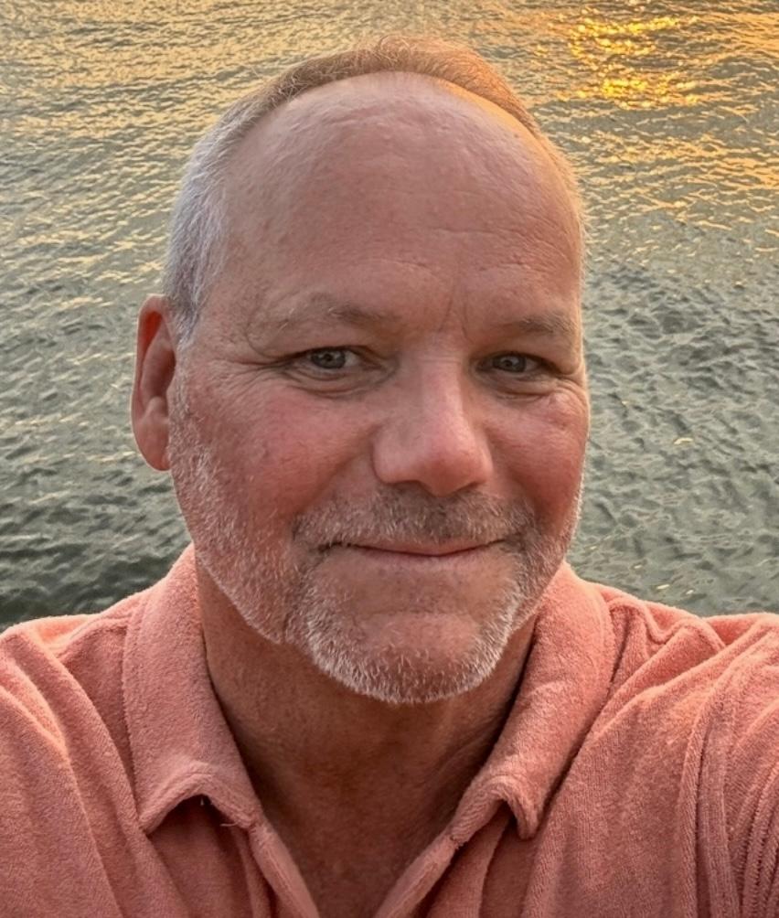 actor Chuck Fussenegger large photo