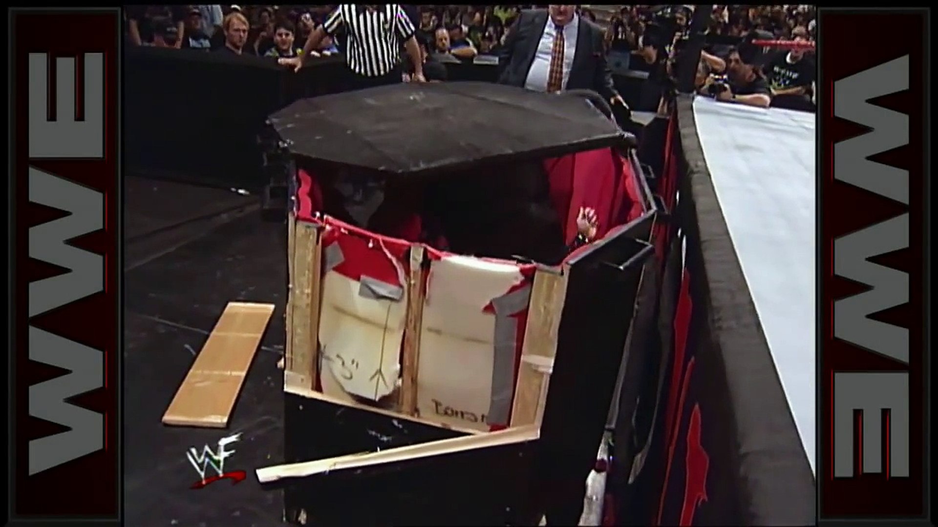 Kane vs. The Undertaker - Casket Match Raw, October 19, 1998