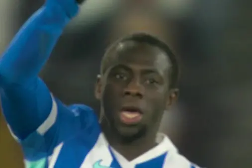 [Highlights] Decoppet's left-wing curving cross met by Mintah's diving header, unfortunately too straight