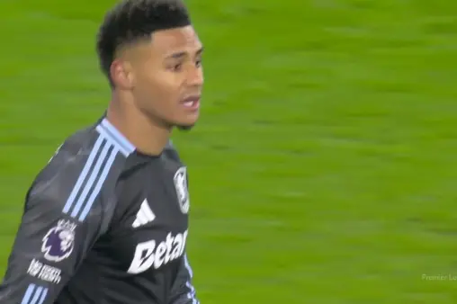 [Highlights] Insistent on counterattack! Watkins' shot in the box drifts wide of the far post