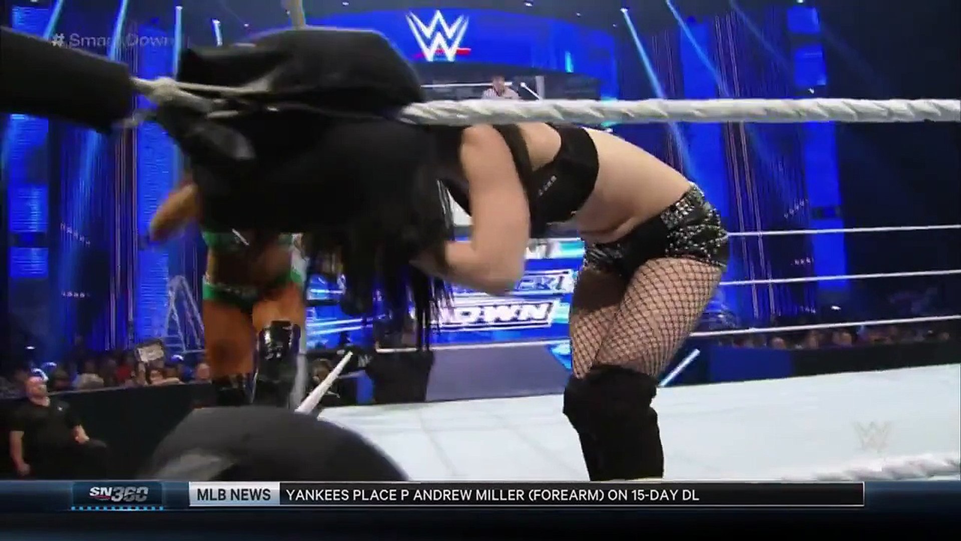 Paige vs Alicia Fox