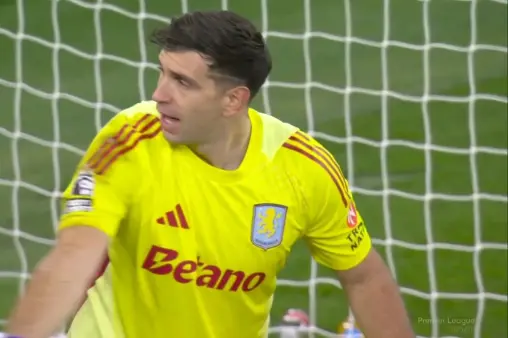 [Highlights] Incredible save! Odegaard's low shot parried by Martinez with fingertips