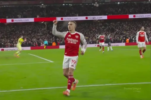 [Goal] A cannon shot! Trossard blasts from the edge of the box to extend the lead