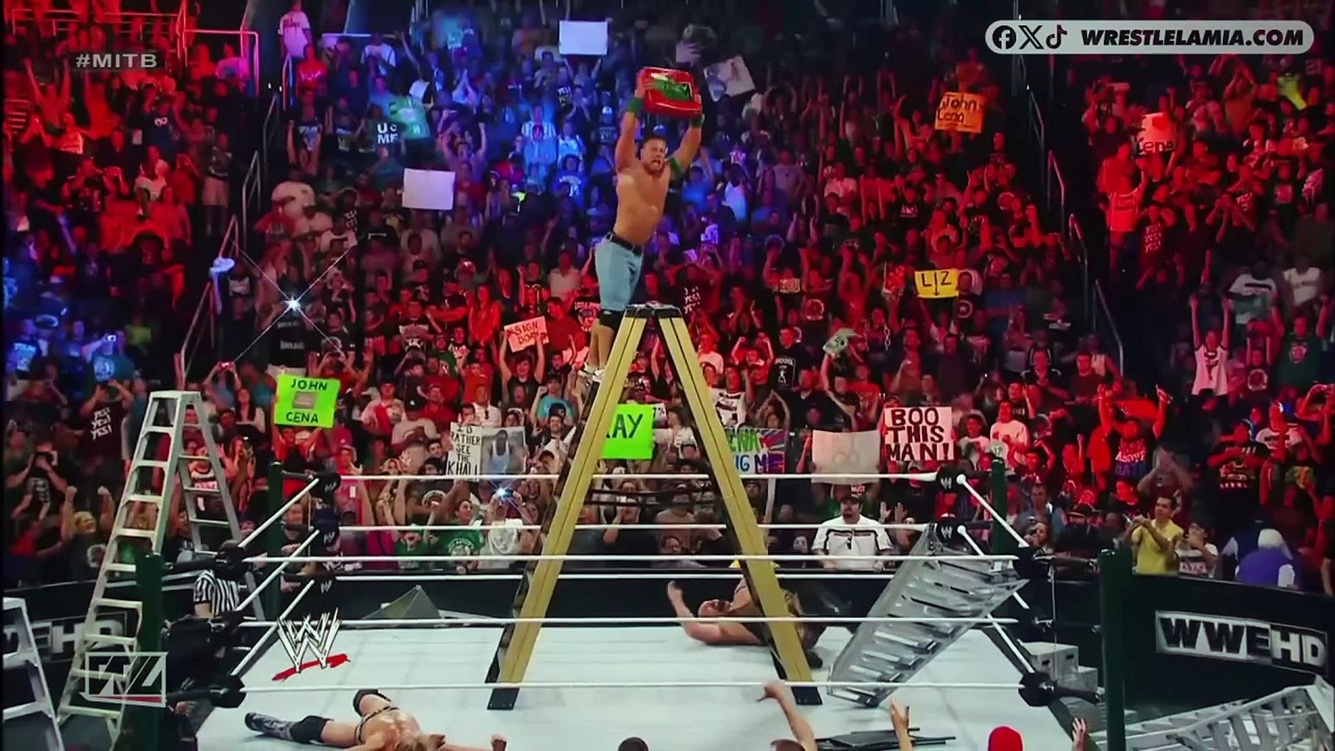 Worst Acting In WWE background