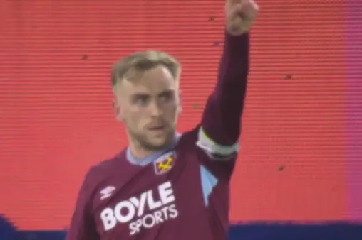 [Goal] Solo run! Paqueta's through ball, Bowen breaks through and calmly slots home