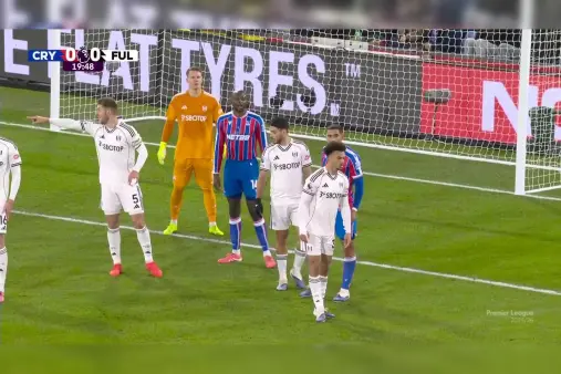 [Highlights] Lerma's throw-in creates danger, Lacroix's cross saved by Leno