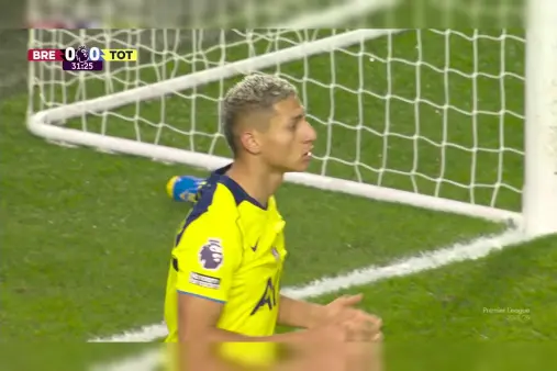 [Highlights] Richarlison and Gray unleash a flurry of shots in the box, but to no avail