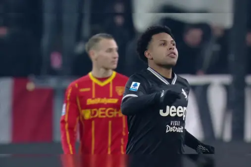 [Goal] Juventus launch a smooth counter-attack, McKennie controls the ball and scores with a sliding shot to level the score