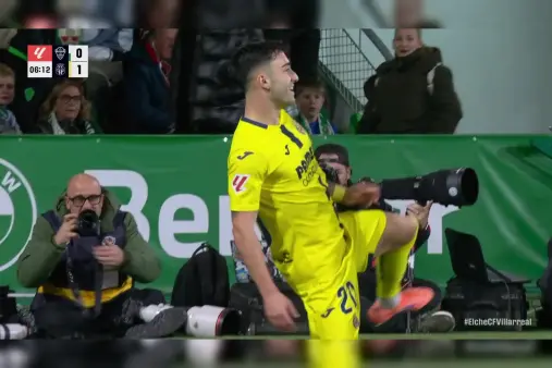 [Goal] Dream start! Morero receives a through ball and scores with a tight-angle finish