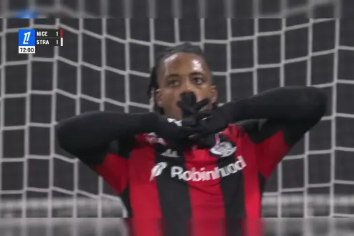 [Highlights] A change of position works! Wahi meets teammate's looping cross with a header, just wide