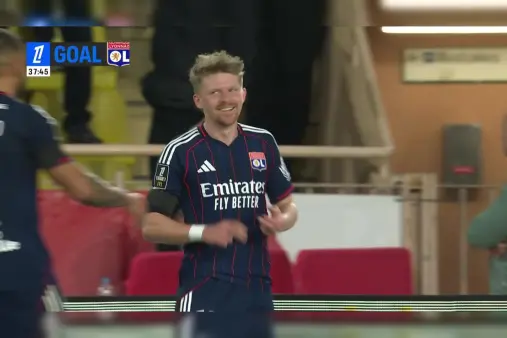 [Goal] Breaks the deadlock! Dier flicks on a corner with a header, Schulz scores at the far post with a poacher's finish