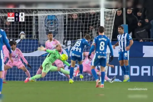 [Highlights] Chaos ensues! Boye and Ibanez's consecutive shots blocked