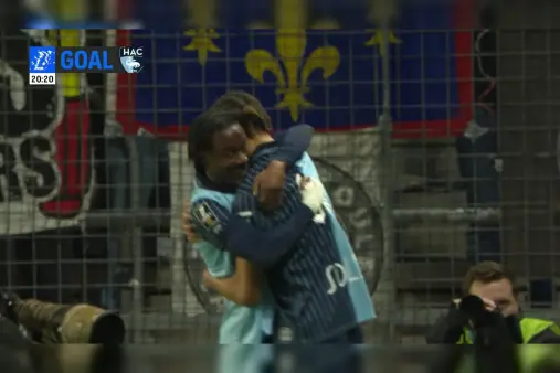 [Goal] Mambimbi wins the ball in the attacking third, Kwatat receives it in the box and fires home