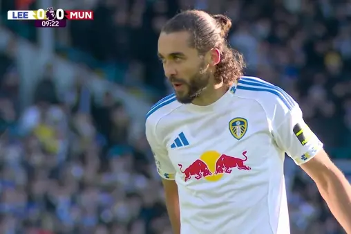 [Highlights] Unexpected! Calvert-Lewin stabs over the bar under two-man pressure