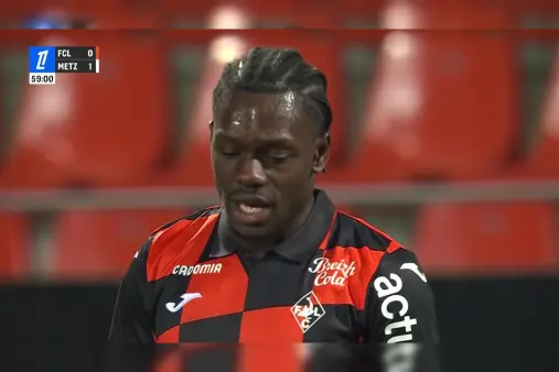 [Highlights] Soumahoro's shot saved due to too straight angle, Makengo's follow-up effort fails